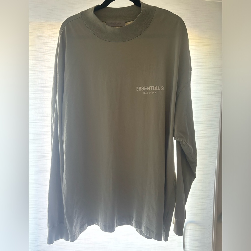 FEAR OF GOD ESSENTIALS